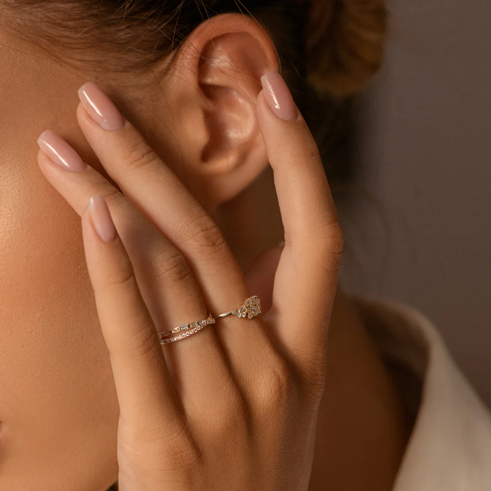 14k Mix Baguette and Round Diamond Crossover Ring - Image 4