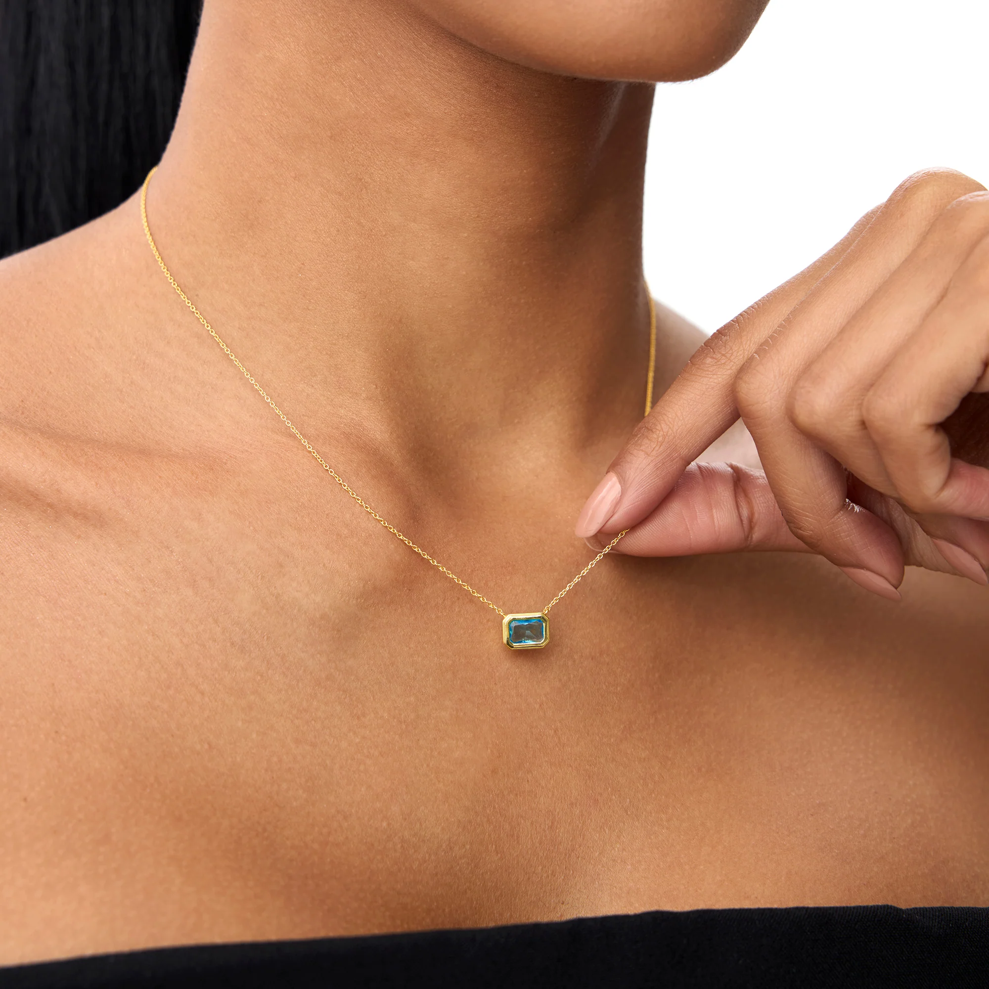 14K Gold 1.25 ctw Emerald Cut Bezel Setting Blue Topaz - Image 3